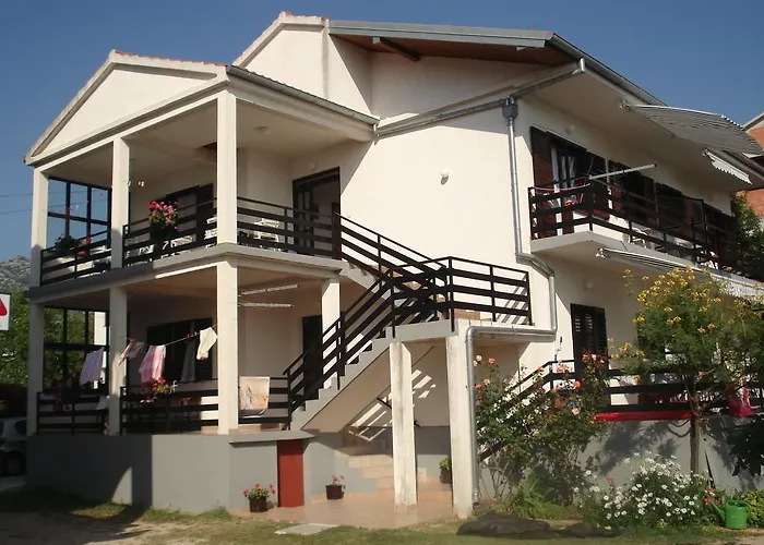 Jurlina Lägenhet Seline